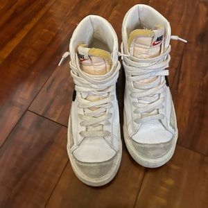 Nike blazers Womens 8